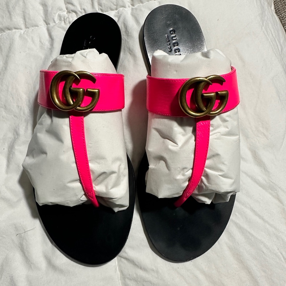Gucci Pink and Black Sandals